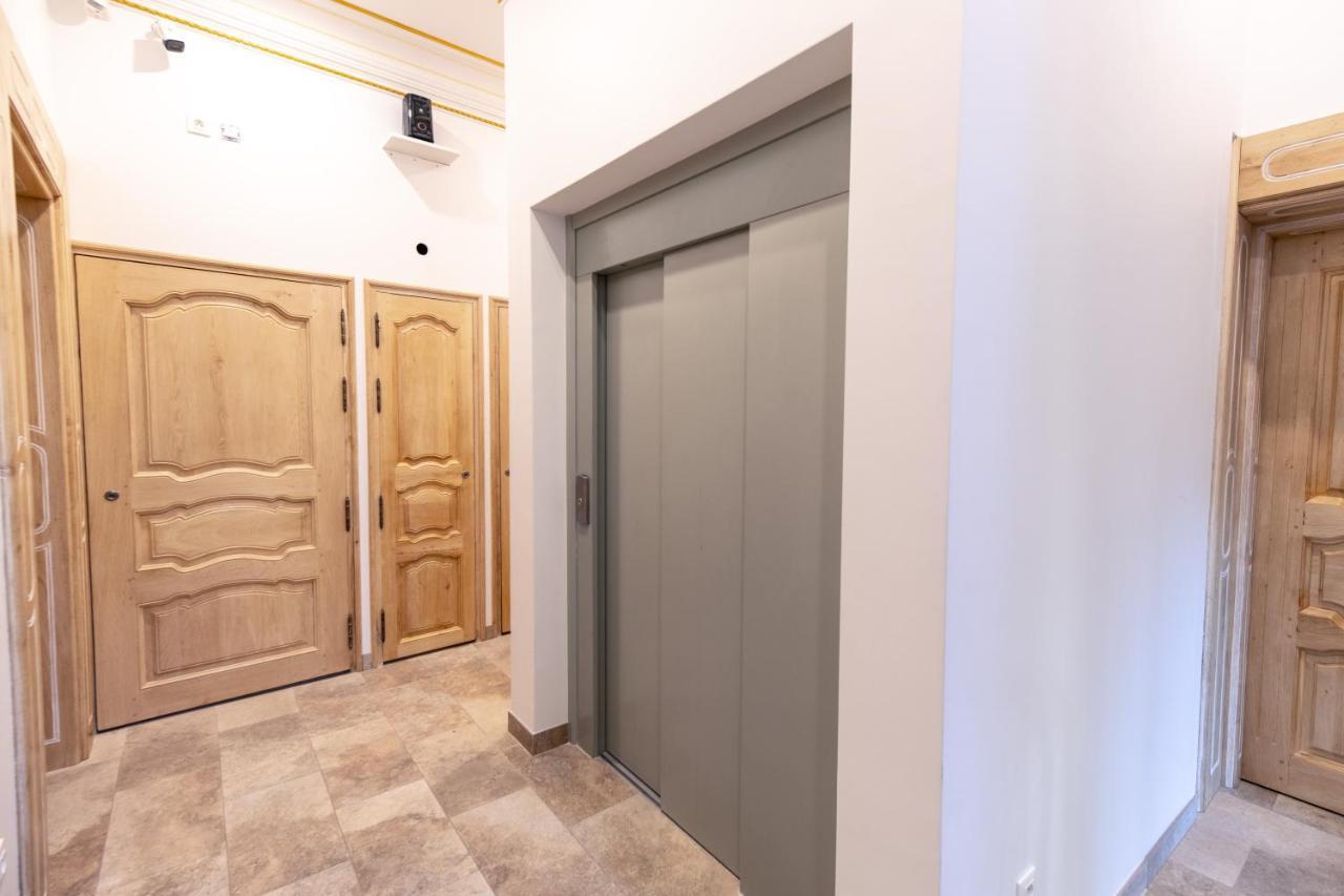 Appartement Maison De L'Eglise Du Couvent Narbonne Exterior foto